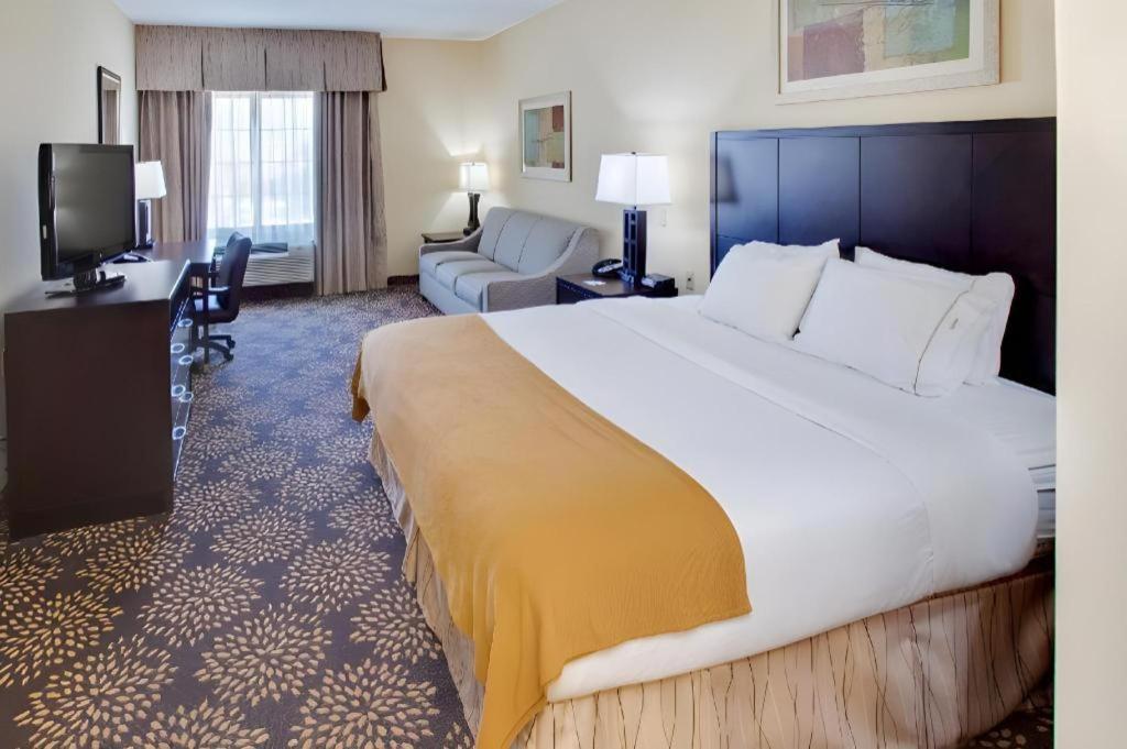 Holiday Inn Express Hotel & Suites Grand Island By Ihg Buitenkant foto