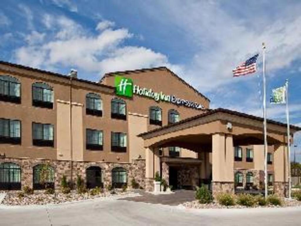 Holiday Inn Express Hotel & Suites Grand Island By Ihg Buitenkant foto