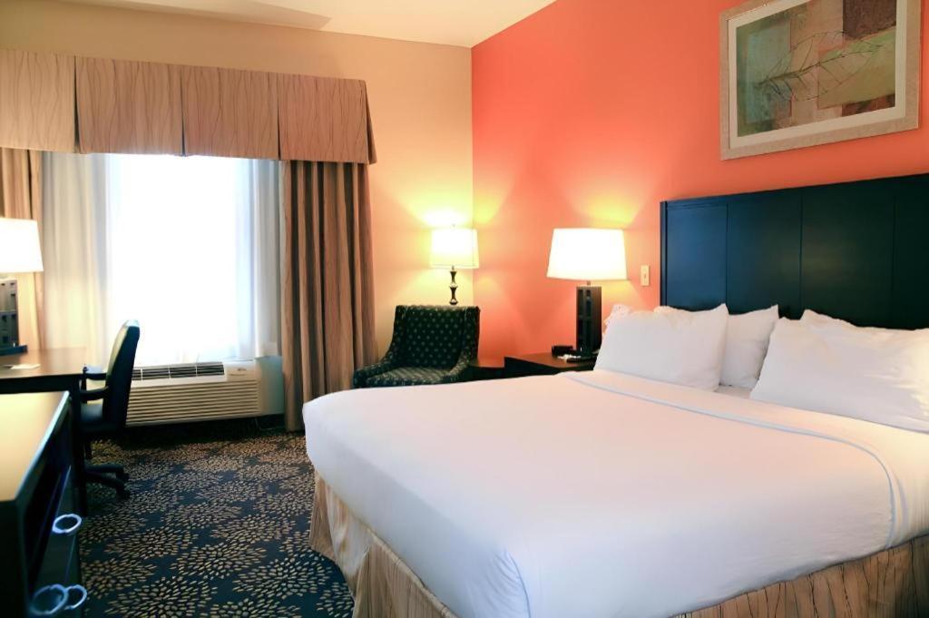 Holiday Inn Express Hotel & Suites Grand Island By Ihg Buitenkant foto