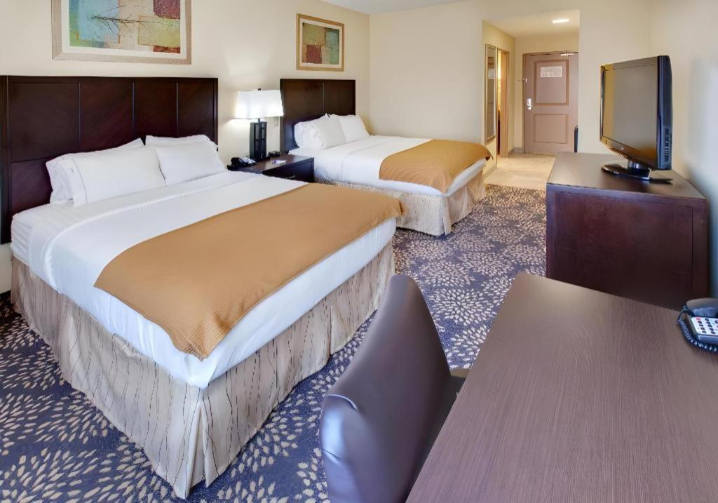Holiday Inn Express Hotel & Suites Grand Island By Ihg Buitenkant foto