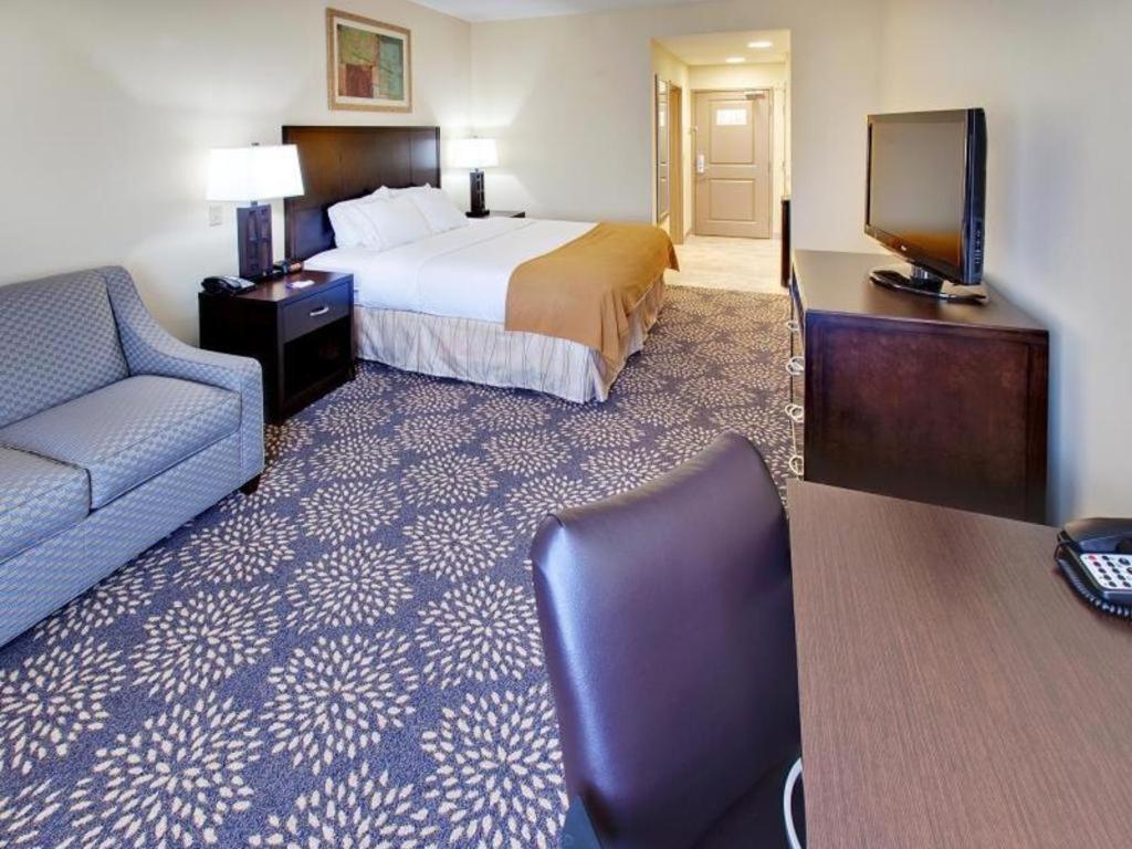 Holiday Inn Express Hotel & Suites Grand Island By Ihg Buitenkant foto