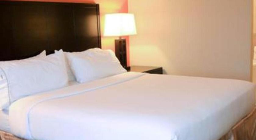 Holiday Inn Express Hotel & Suites Grand Island By Ihg Buitenkant foto